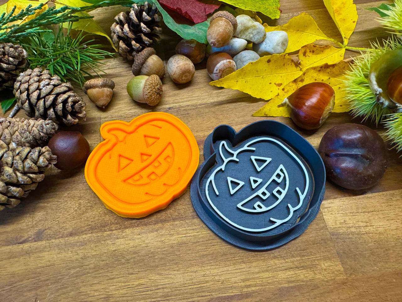 Keksausstecher - Zahnige Halloween-Kürbis