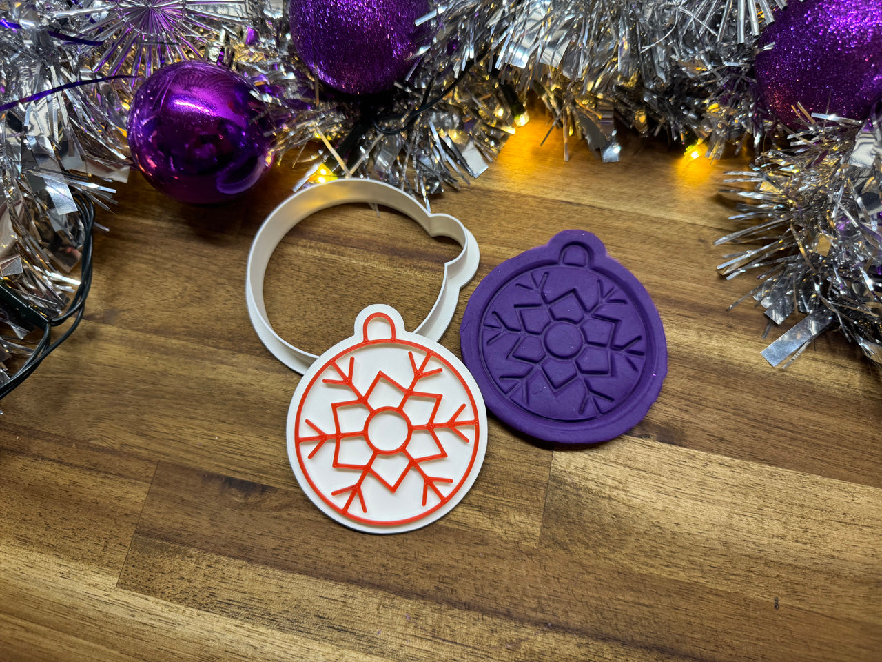 Keksausstecher - Weihnachtskugel mit Schneeflocke motiv 3