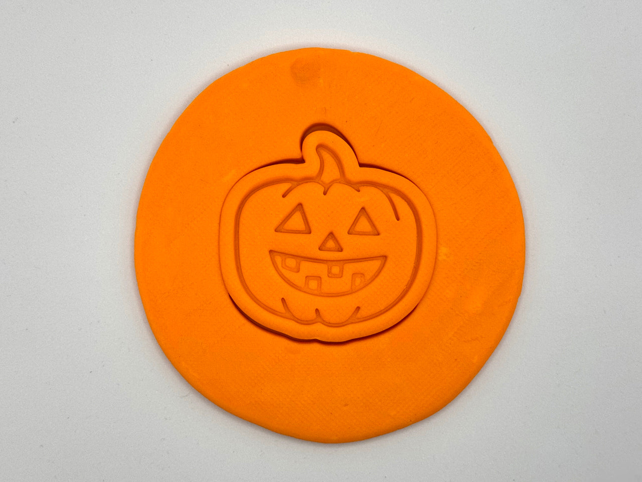 Keksausstecher - Zahnige Halloween-Kürbis